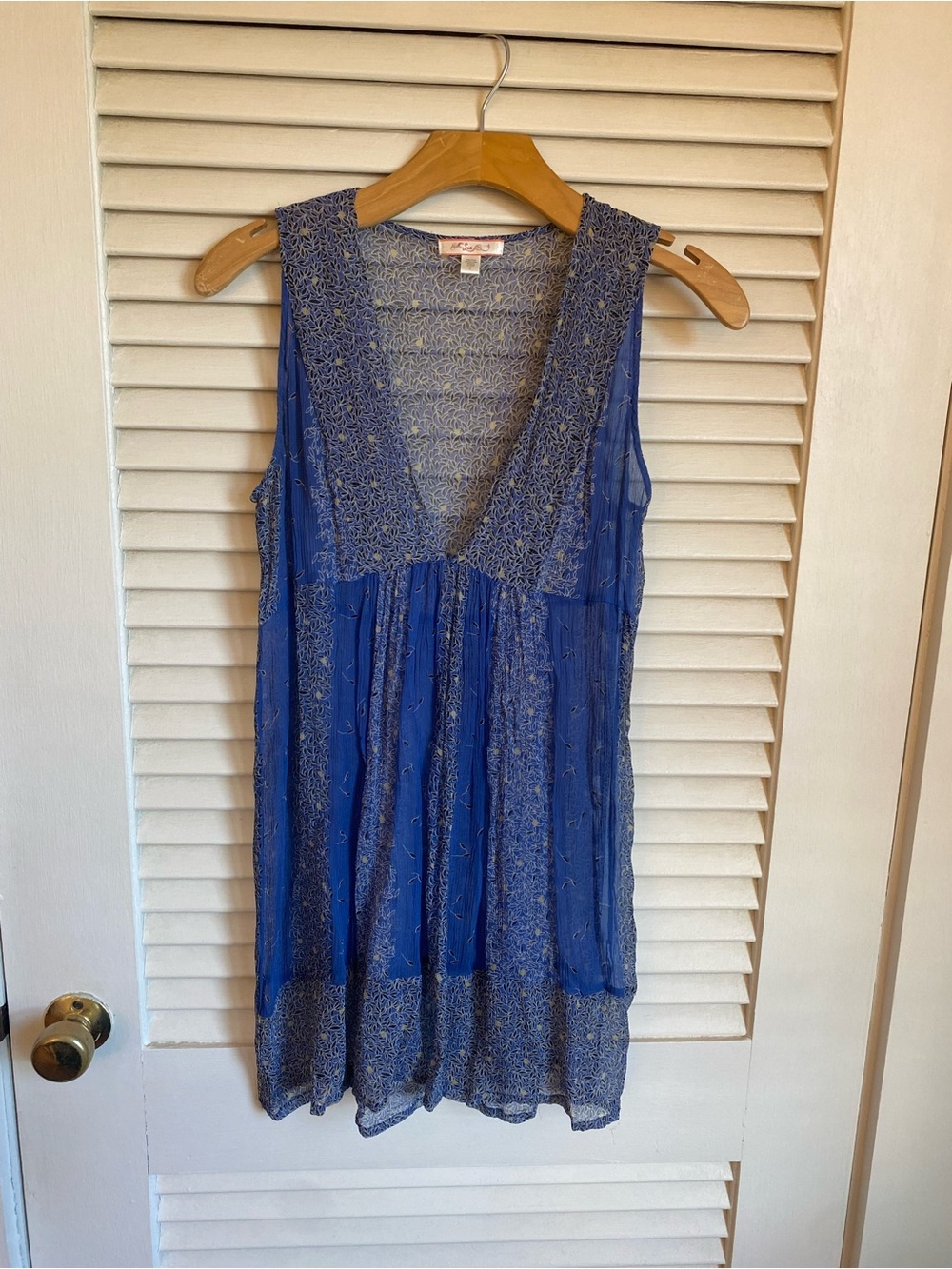 Lux Sheer Blue Floral Sleeveless Tunic